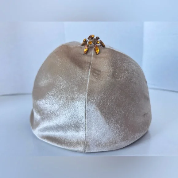 Vintage 60s evelyn varon beret Beige velour hat amber rhinestone - Picture 5 of 10